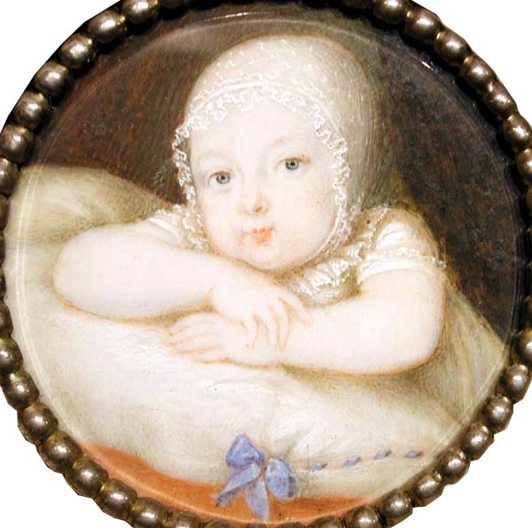 "Baby, lying on a pad", miniature on ivory Item ID 2142 – Bild 2