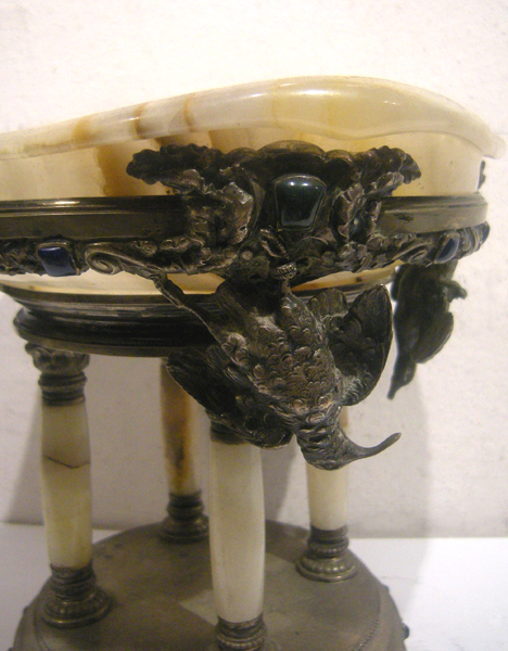 Antique silver and onyx bowl with hunting motifs , decorated with semiprecious stones Item ID 2947 – Bild 5