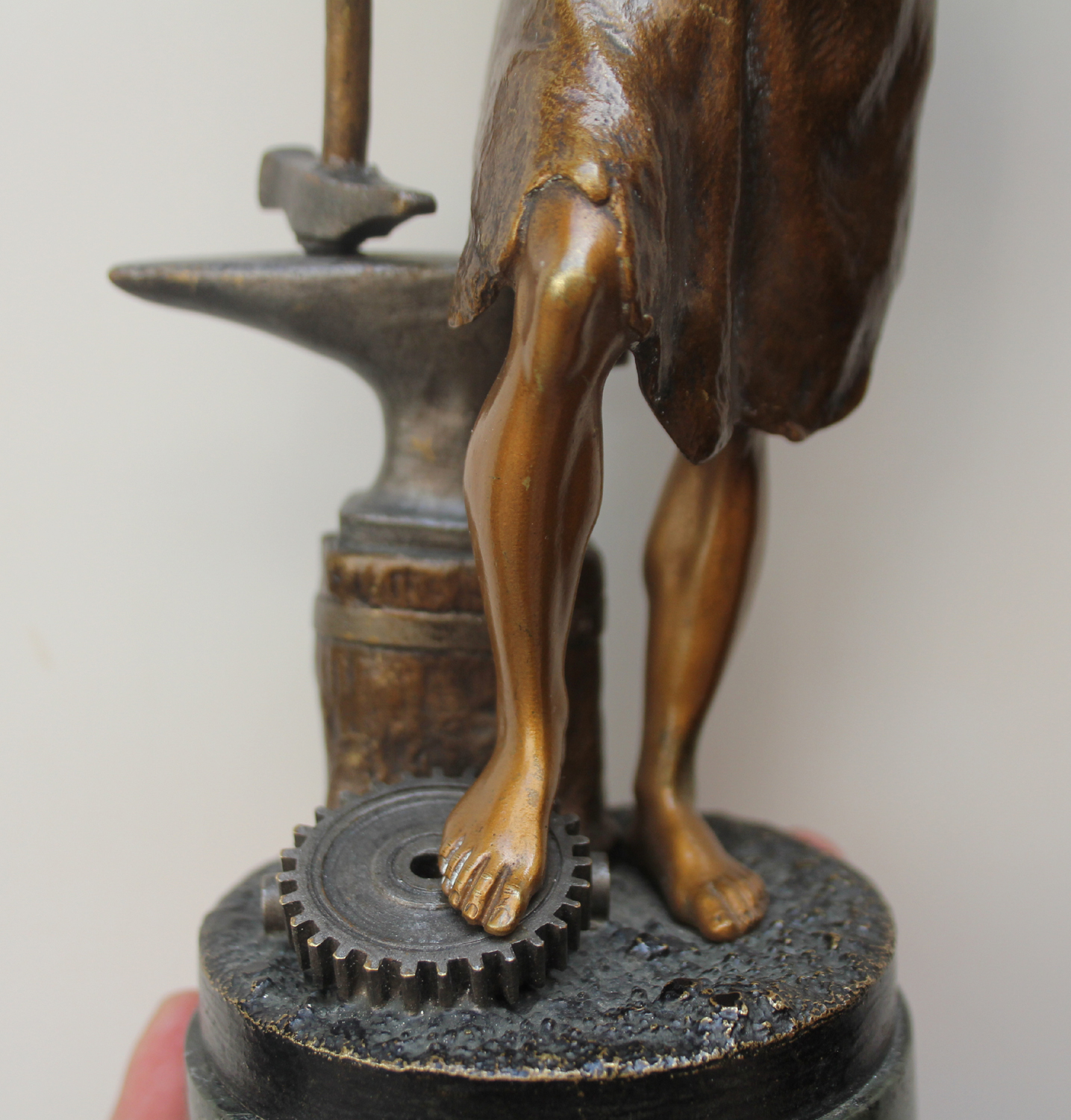 Allegory of industry – Bild 5