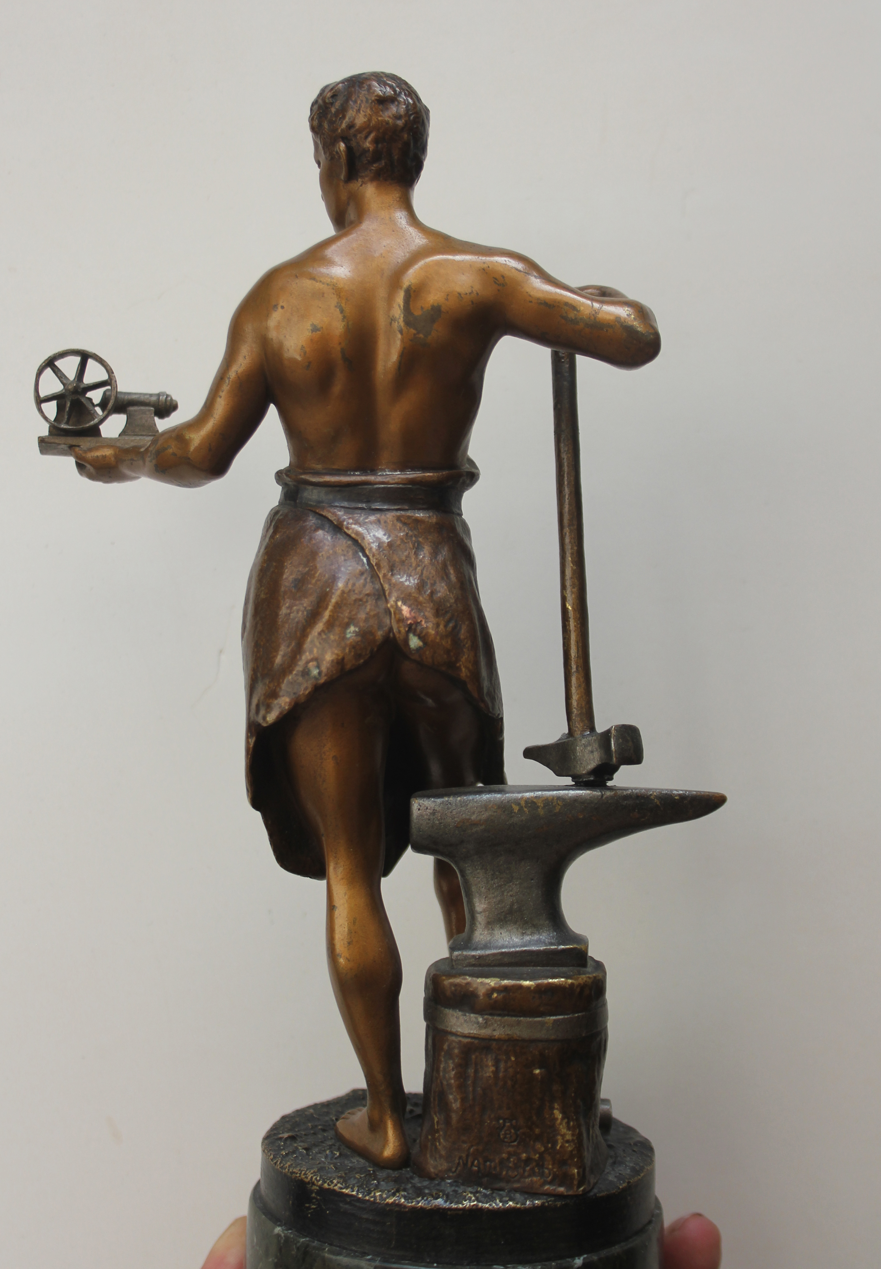 Allegory of industry – Bild 6